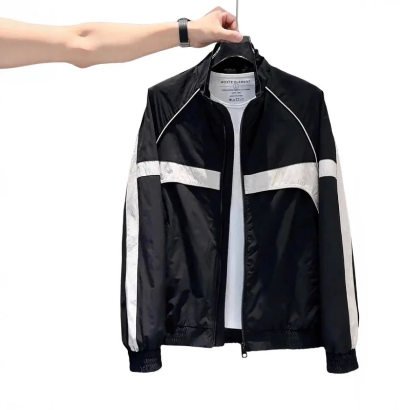 Jaket Pria Blo Warna Kasual Musim Gugur Nyaman Modis Serbaguna Bahan Polyester Lengan Panjang Ritsleting Penutup Berkerudung