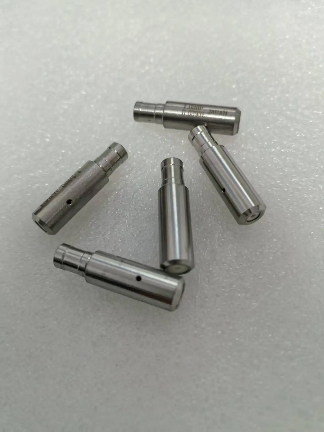 

Single hole copper tube 1.0/1.2*400MM Each 100pcs ,red rubber seal 9*9MM 50pcs,Pipe guide 8*6*30mm ID1.0/1.2/1.5MM each 1pcs