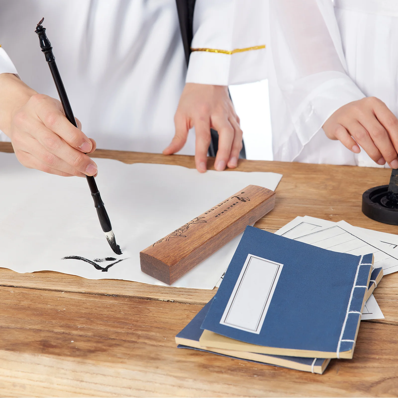 

2pcs Wooden Calligraphy Paperweight Rectangular Smooth Edges Durable Craft For Practice Writing Chinese Stationery Gift Desk