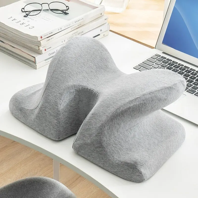 وسادة قيلولة على الطاولة احتضان نمط Oreiller Sieste للطلاب مكتب قيلولة وسادة