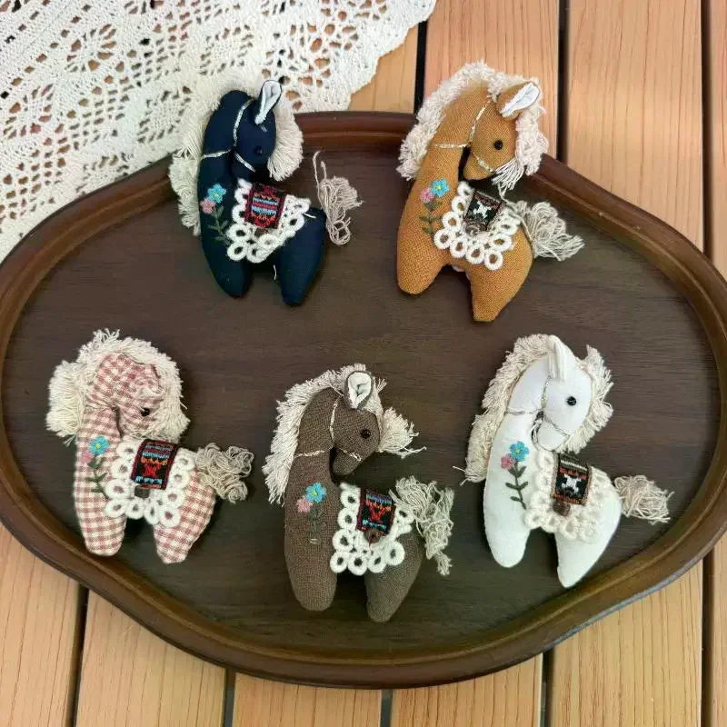Handmade Fabric Pony With Embroidery Brooch Pin Cartoon Women Clothing Jewelry Accessories Horse Corsage