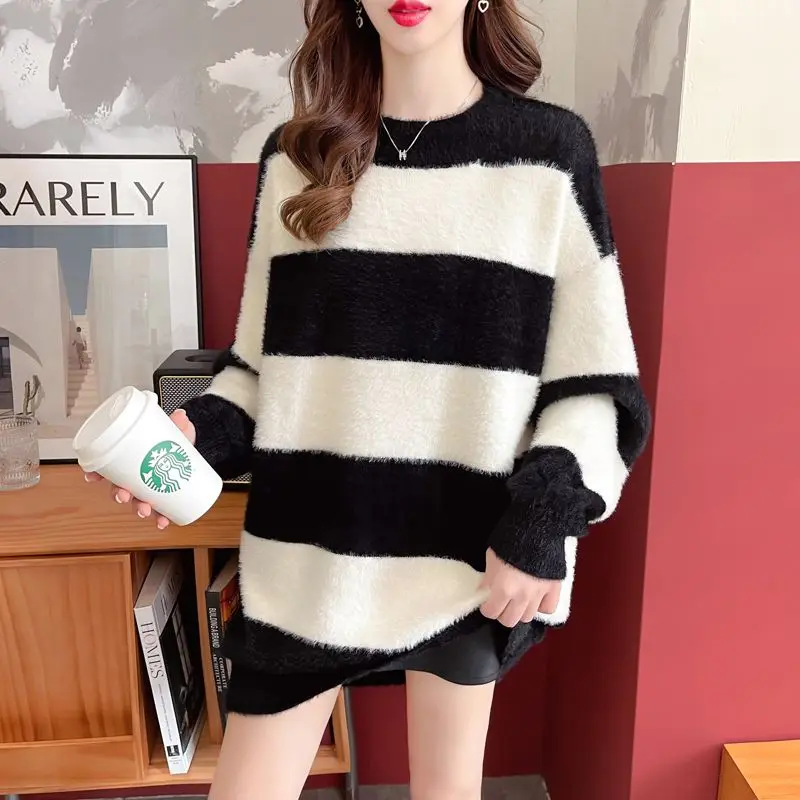 

Black and white striped mink sweater Women loose pullover 2023 autumn and winter new mid-length slouchy pullover sweater female