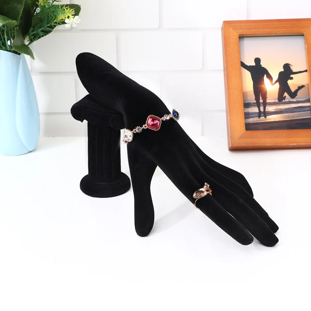 Resin Hand Shape Bracelet Display Stand Jewelry Organizer Rack Black Flannel Soft Surface Protects Jewelry from Damage