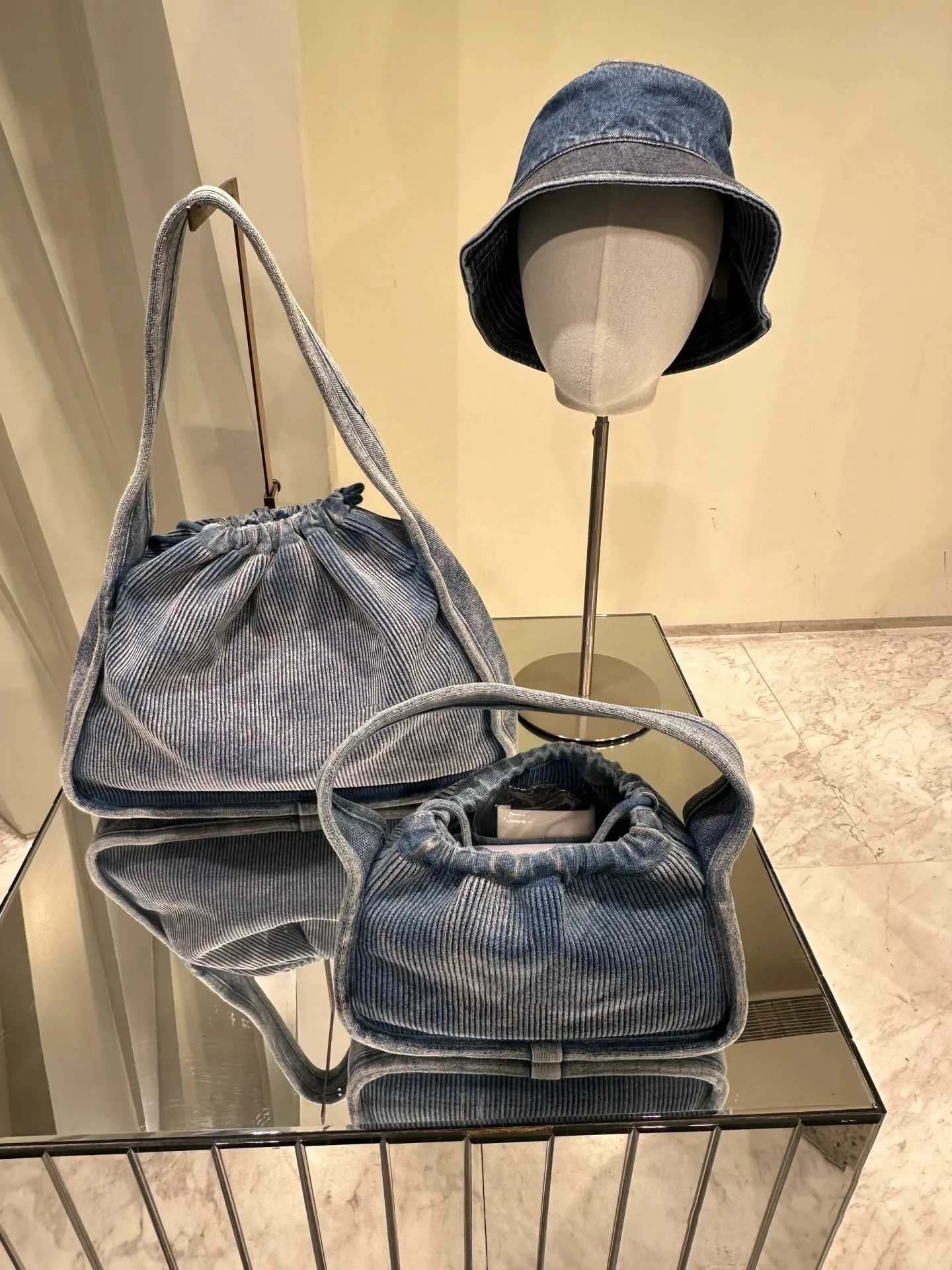 

Knitting Striped Cloth Underarm Bag INS Drawstring Letter Handbag Vintage Denim Shoulder Bag Net Red Same Style Fashion Tote Bag