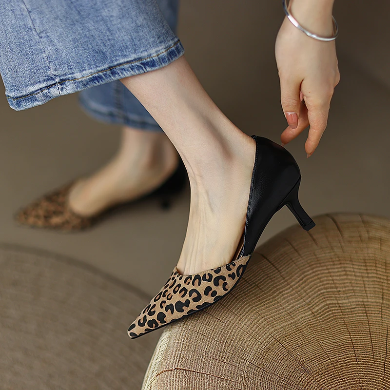 2024 Spring Women Shoes Leopard Print Shoes for Women Pointed Toe Chunky Heel Shoes Slip-On Women Pumps Concise High Heel Shoes