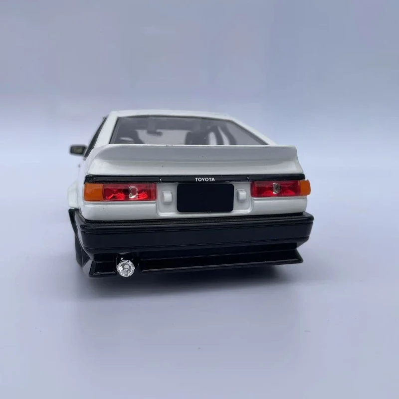 Jada 1/24 1986 Toyota trueno (AEE86) Auto in lega Fonde sotto pressione e veicoli giocattolo Modello di auto Modello in scala in miniatura per bambini