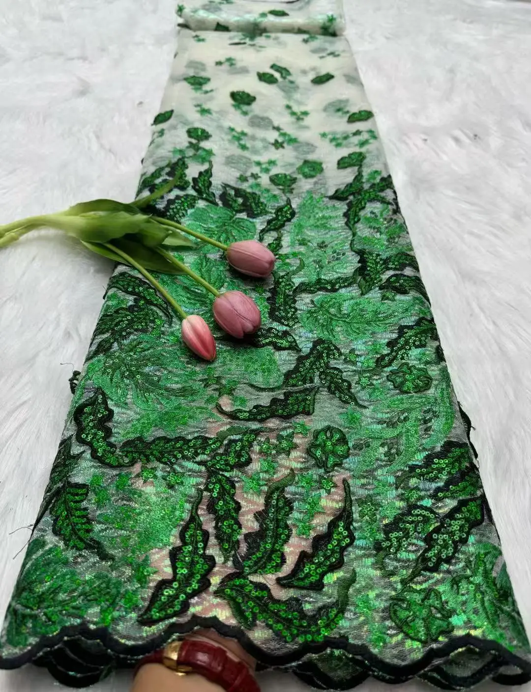 

Green Nigerian Lace Fabric Embroidery African Tulle Fashion Luxury Sequins Wedding Fabric for Women Handmade Sewing 5 Yards