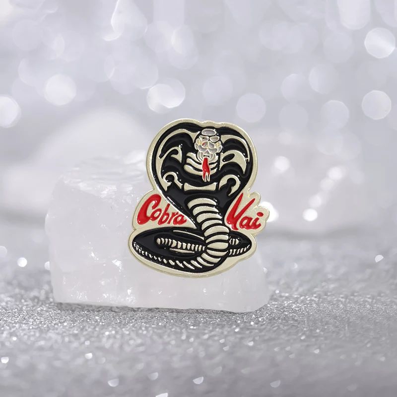 Python Enamel Pins Custom Cobra Brooches Lapel Badges Punk Gothic Animal Jewelry Gift for Friends
