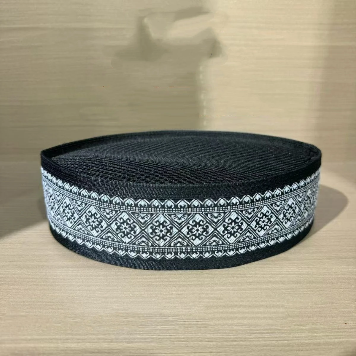 Free Shipping Malaysian Boat Caps For Men Clothing Muslim Hat Turkey Tax Kipa Kufi Saudi Islamic Prayer Luxury Summer Mesh 03643