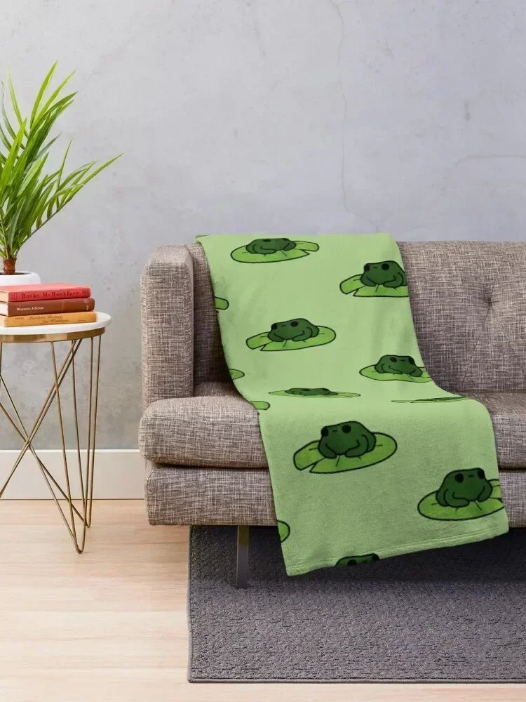 Frog on Lilypad Doodle Throw Blanket Nap For Decorative Sofa cosplay anime Quilt Blankets