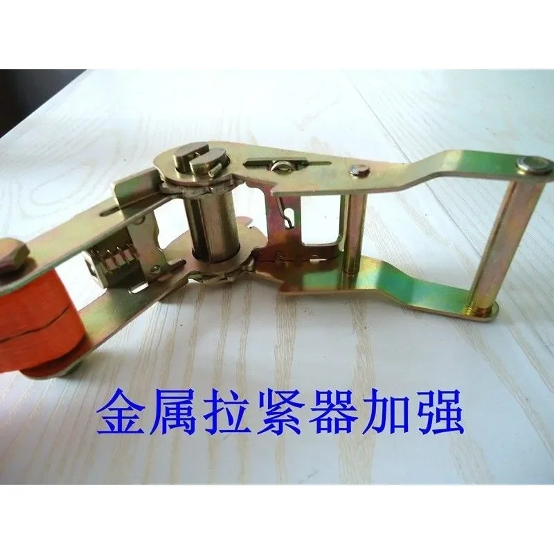 Automobile escape device, sediment pit vehicle rescue snow chain escape plate