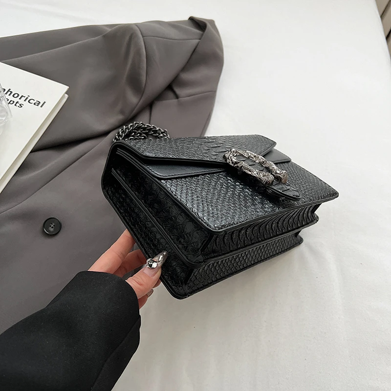 Thumbnail 4 - #40 Best Bucket Bags to Buy In 2026