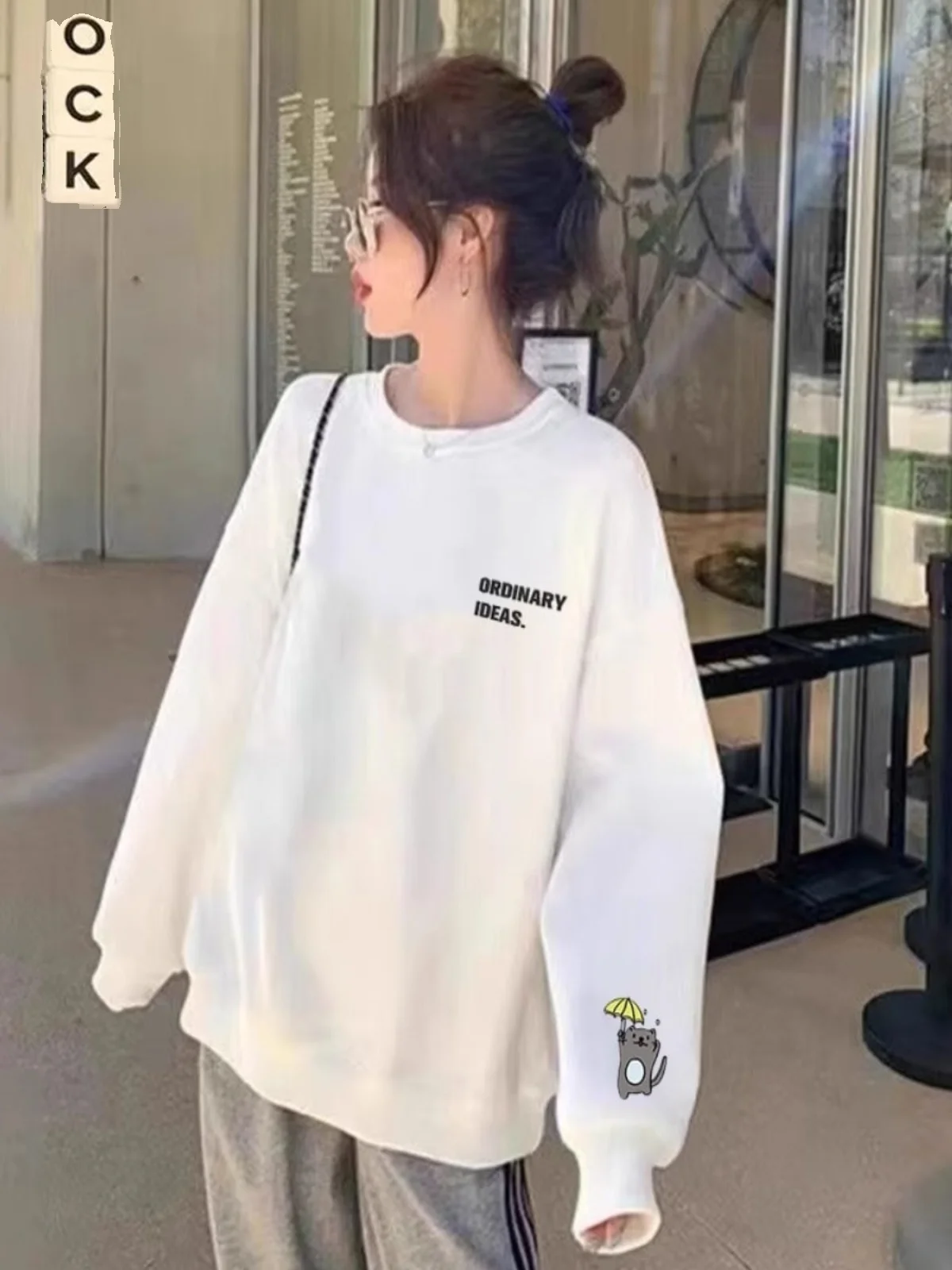 

Spring Autumn Thin White Casual Hoodie Women's round Neck Overhead Fashion Loose Design Sense Fleece Upper Body Korean Style