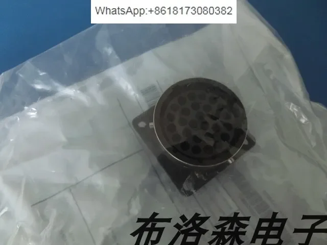 SOURIAU UTG020-28S 28 pin circular connector socket housing panel installation UTG02028S