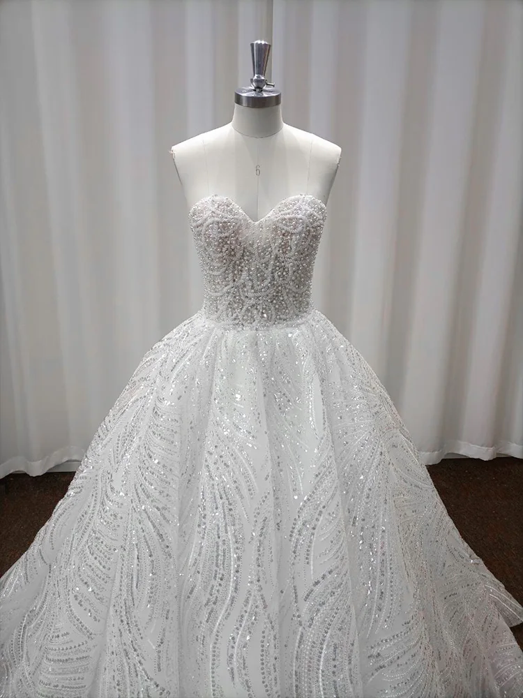 FATAPAESE Luxury Wedding Dress Strapeless Sweetheart Pearl Gem Bodice and Ball Gown Puffy Skirt Sparking Elements