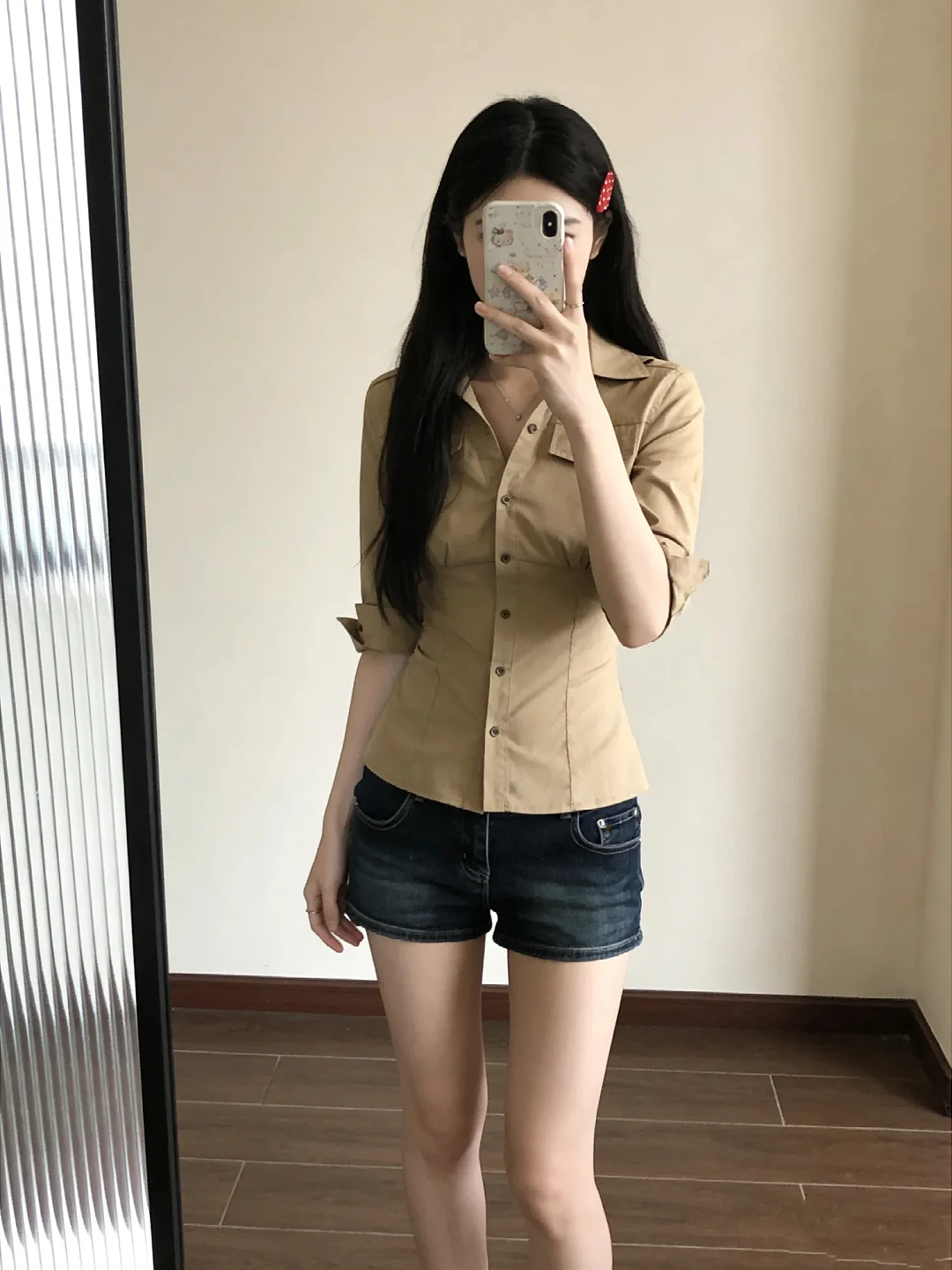 

Модная женская летняя рубашка больших размеров цвета хаки с эффектом утяжки на талии, рукавом до локтя, отложным воротником, создающая эффект стройности, в стиле «Spicy Girl»