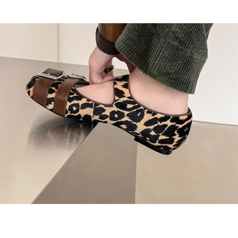 2026Women’s Leopard  Jane Comfortable Pretty Luxury Designer High Quality Summer Shoes Round Flats Vintage Cute Promotion Flat