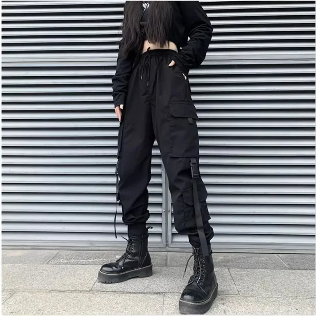 

Women's Black Hip Hop Y2K Hiking Cargo Pants Petite Straight-leg Casual Cotton Sports Bell Bottoms Trendy Pants Streetwear