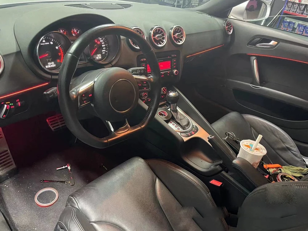 ICarsin ترقية سيمفوني Led سيارة الداخلية المحيطة ديكور الإضاءة الجبهة Airvent لأودي TT جو قطاع اكسسوارات TTRS