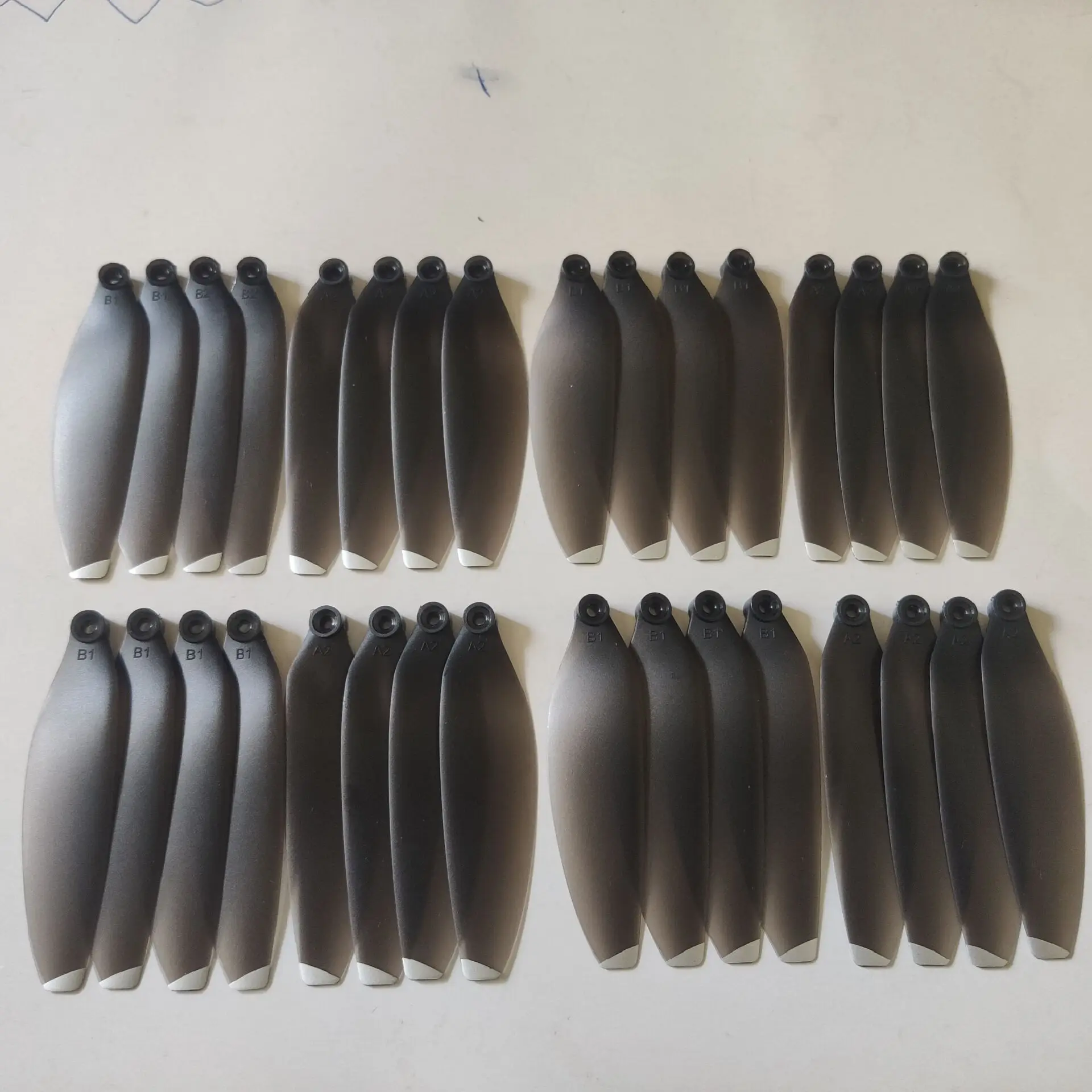 

32PCS L106 PRO 3 Foldable Drone L106PRO3 GPS Brushless RC Quadcopter Spare Parts CW CCW Propellers Blade Accessories