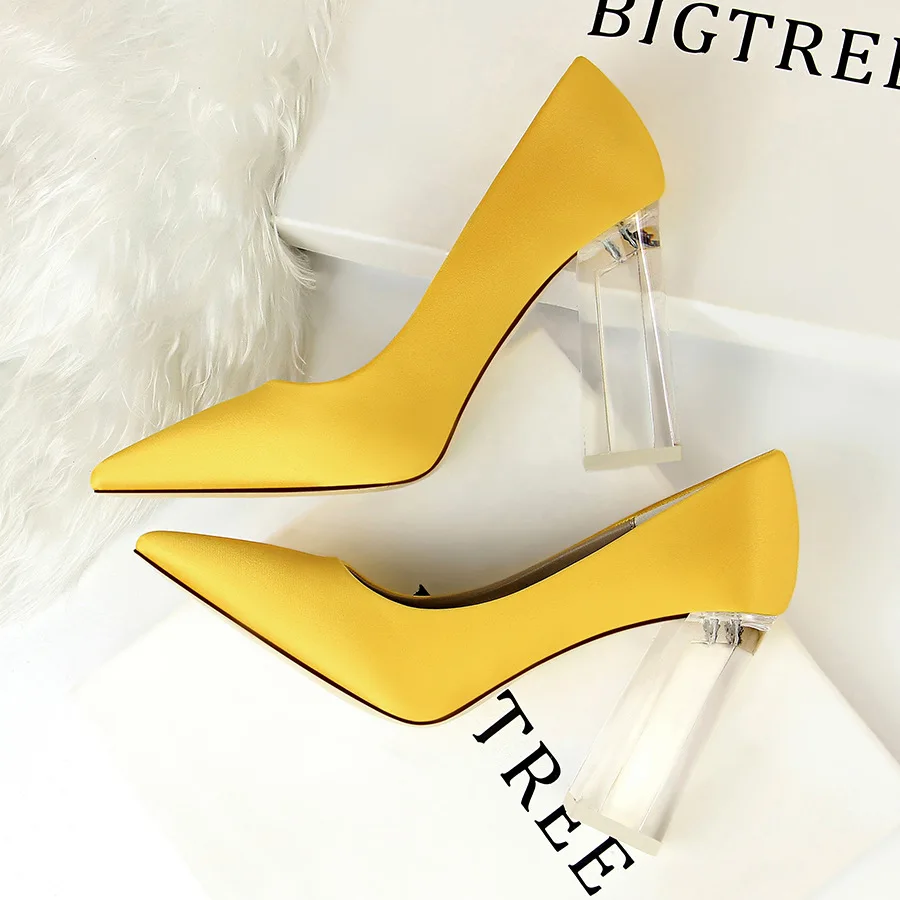 Bigtree Frauen Pumps neue High Heels spitzen Zehen Hochzeit feste Seide 10cm dünne Absätze Abdeckung Ferse Frauen Pumps Schuhe Braut Plattform