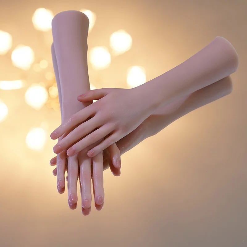 Silicone Hand Model Child Girl's Mannequin Hands For Fake Nails Art Bracelet Ring Display Small Size Simulation Fingers TGDW06