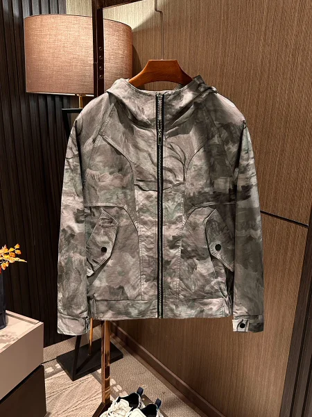 

k Tone Camouflage Faionable Spring Men's ort Loose oulder Sve Hooded Jaet Casual Sle Polyester Fabric Coat