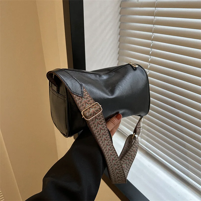 

Vintage PU Leather Boston Women Small Handbag and Purse Fashion Designer Crossbody Bag Female Casual Travel Pillow Shoulder Bag