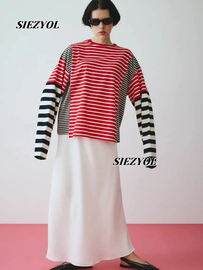 Autumn New Japanese Contrasting Color Splicing Striped Long-sleeved T-shirt Sweet Loose Round Neck Casual Versatile Tops