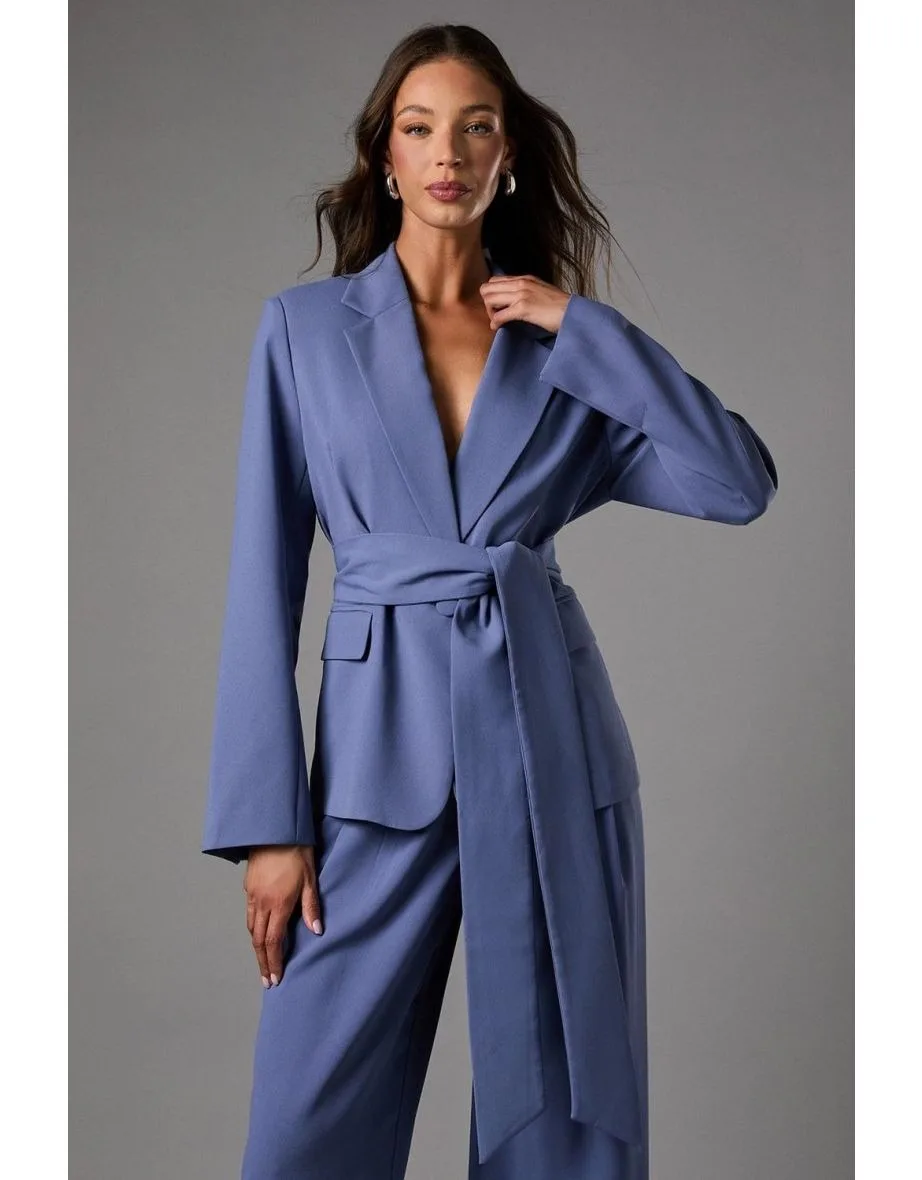 Abiti da donna fatti a mano da 2 pezzi Pantaloni blazer Vestibilità regolare Risvolto con risvolto Cintura con un bottone Abiti classici da donna per ufficio aziendale personalizzati