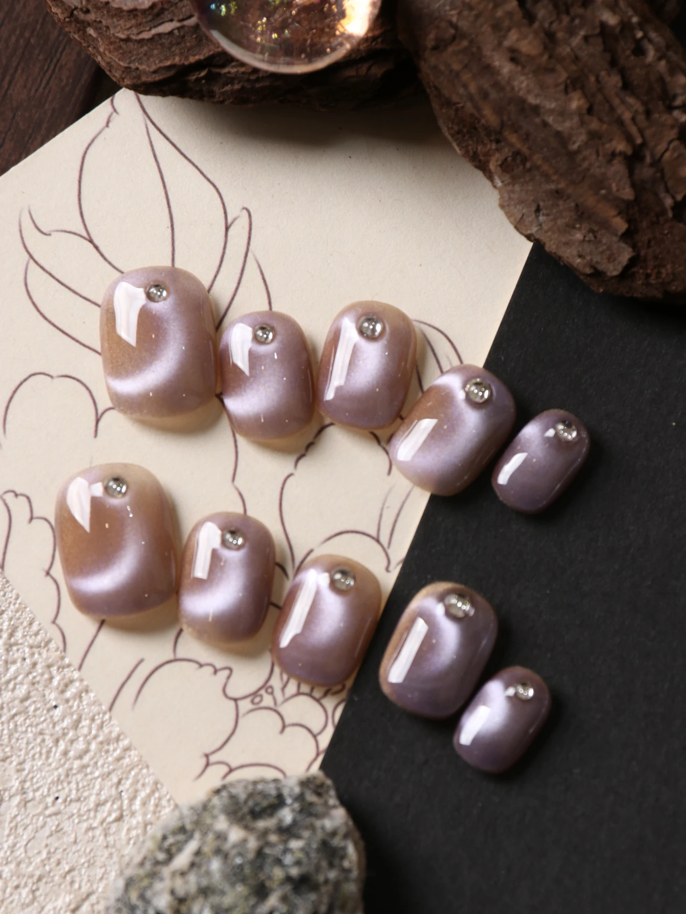 10개입 프레스온 네일 짧은 보라색 캣츠아이 브라운 인조 손톱 접착 탭 1장 & 미니 파일 1개 포함