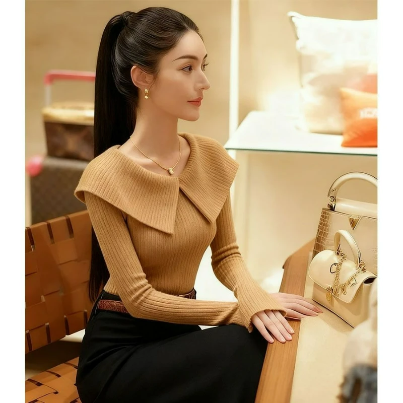 

Женский свитер-базовый слой в французском стиле, приталенный, с большим воротником, вязаный, новая зимняя коллекция 2026, нежный и элегантный стиль