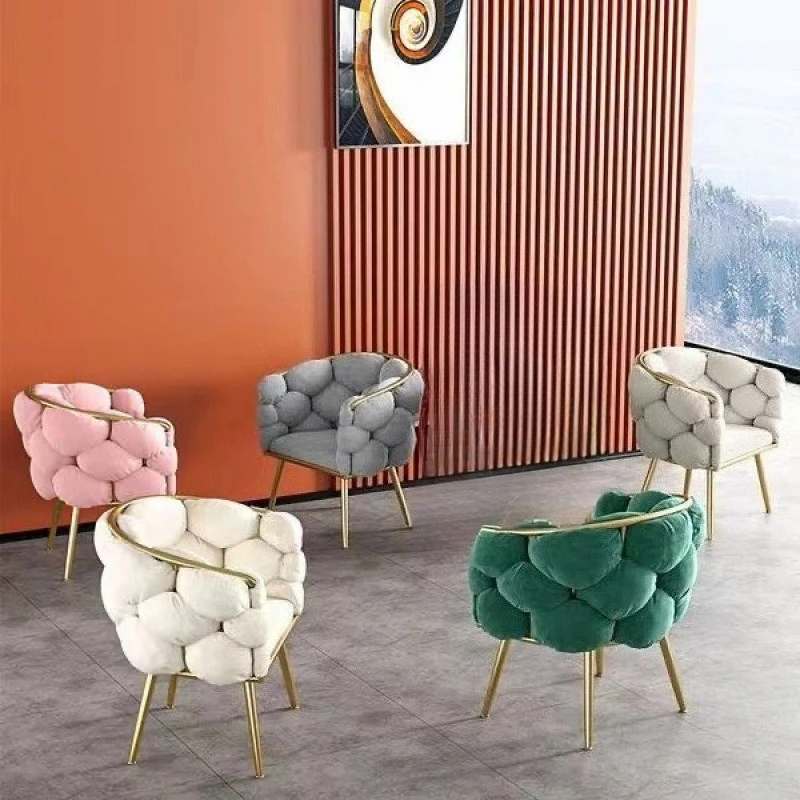Metal Vanity Chair Sturdy Dining Seat Comfortable Backrest Princess Chair Soft Manicure Chair Suitable for Beauty Salon Bedroom