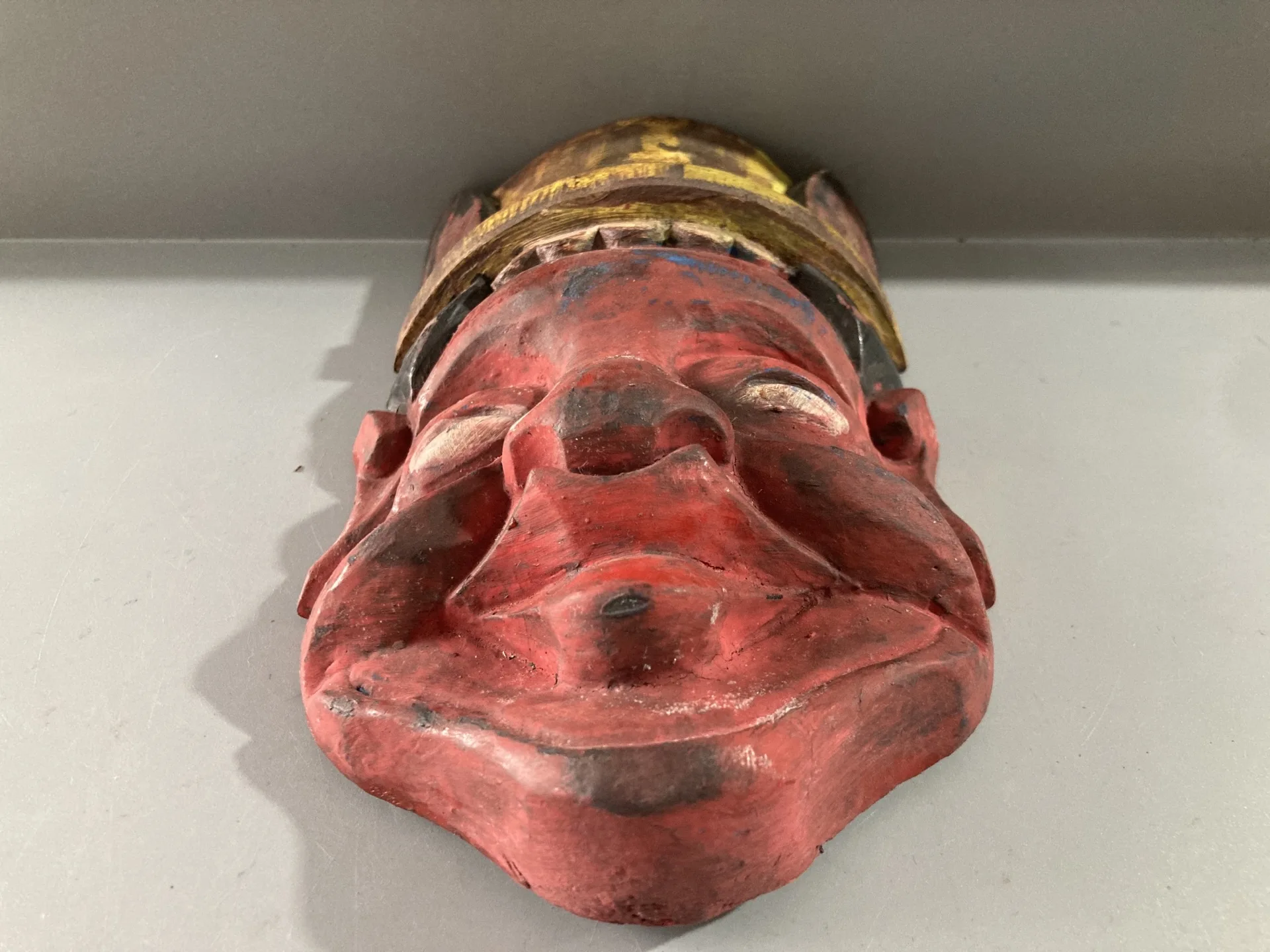 Wood carving and color mask wall decoration (height 19. width 12. cm)