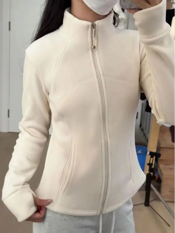 Women's Slim Fit Fleece Short Cardigan Spring Autumn Thickened Warm Zipper Design Breathable Comfortable Polyester Sweatshirt