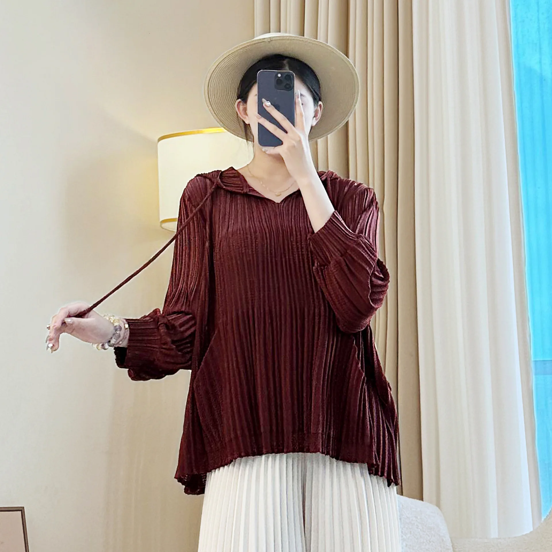 Damen Miyake Plissee Sweatshirt Chic Elastic Loose Casual Kapuzenpullover Tops Langarm Kordelzug Design Kleidung