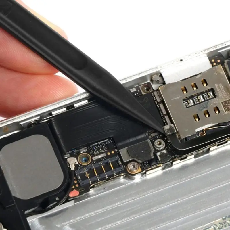 

Профессиональная электроника открывает набор для ремонта инструментов с металлическими неабризивными нейлоновыми списками для