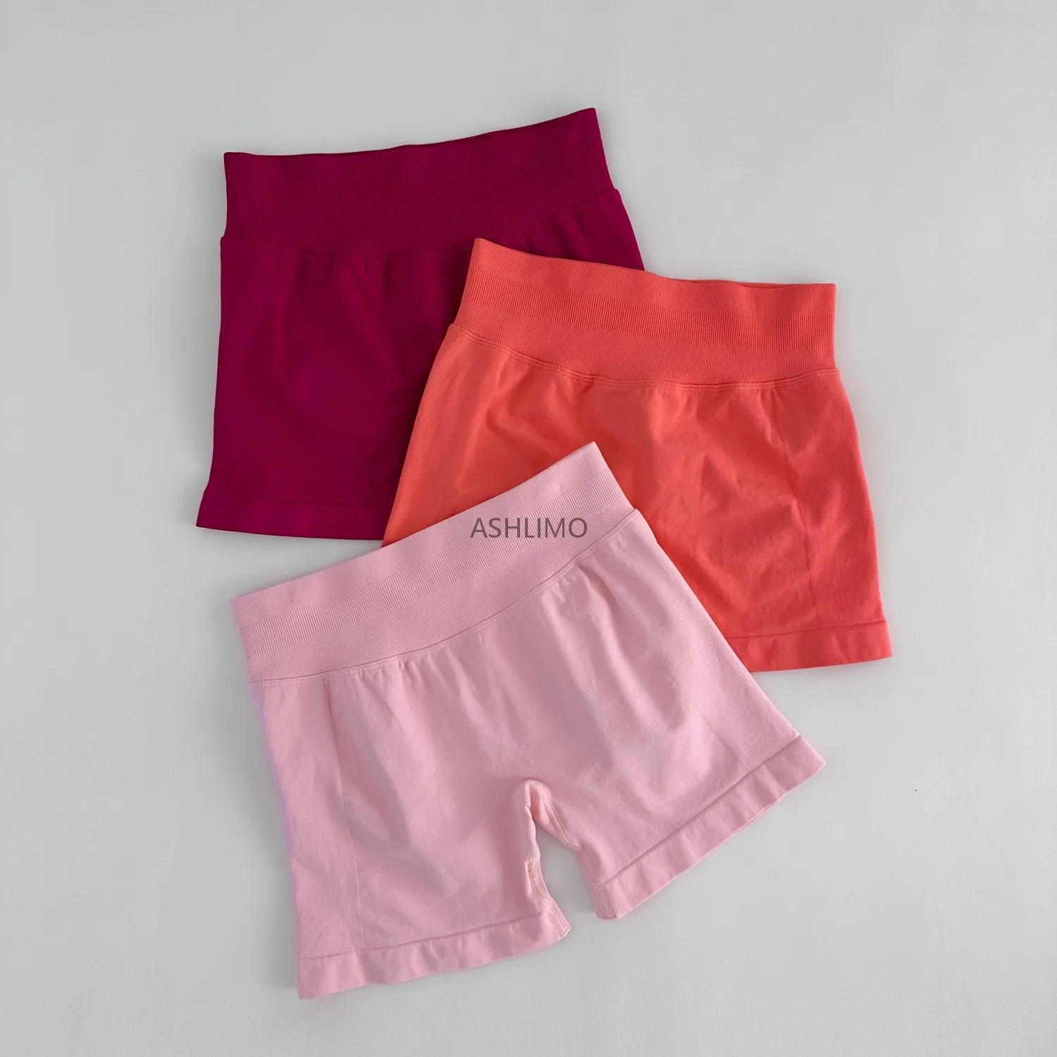 ARFTE Shorts 4.5 Women Scrunch Bum Gym Shorts Low Ribbed Band  Seamless Yoga Shorts Workout Biker Short Stretch Fitness Short image 3