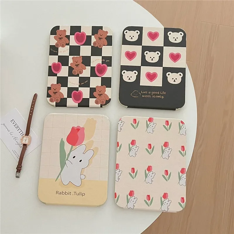 Espejo pequeño plegable de dibujos animados para mujer, espejo de maquillaje portátil de escritorio para dormitorio de estudiantes, moda INS Girl