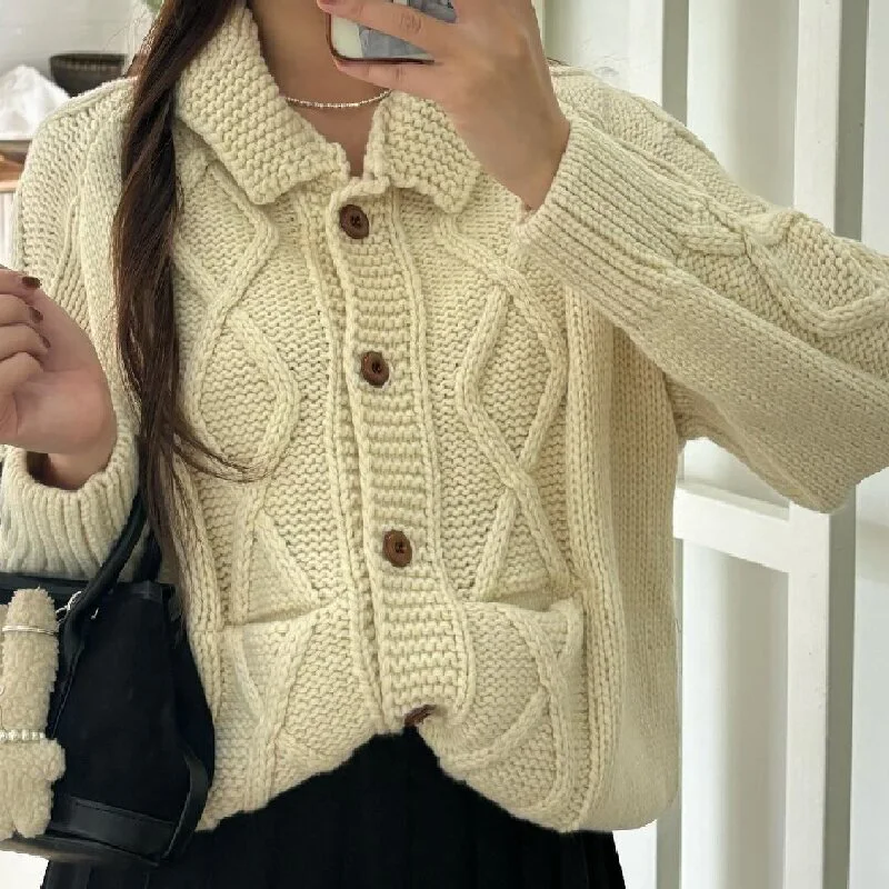 

Women's Thick-knit Lapel Cardigan Sweater Button-up Long-sleeved Warm Sweater Commuter Tops 2025 Women's New Fashion Clothing