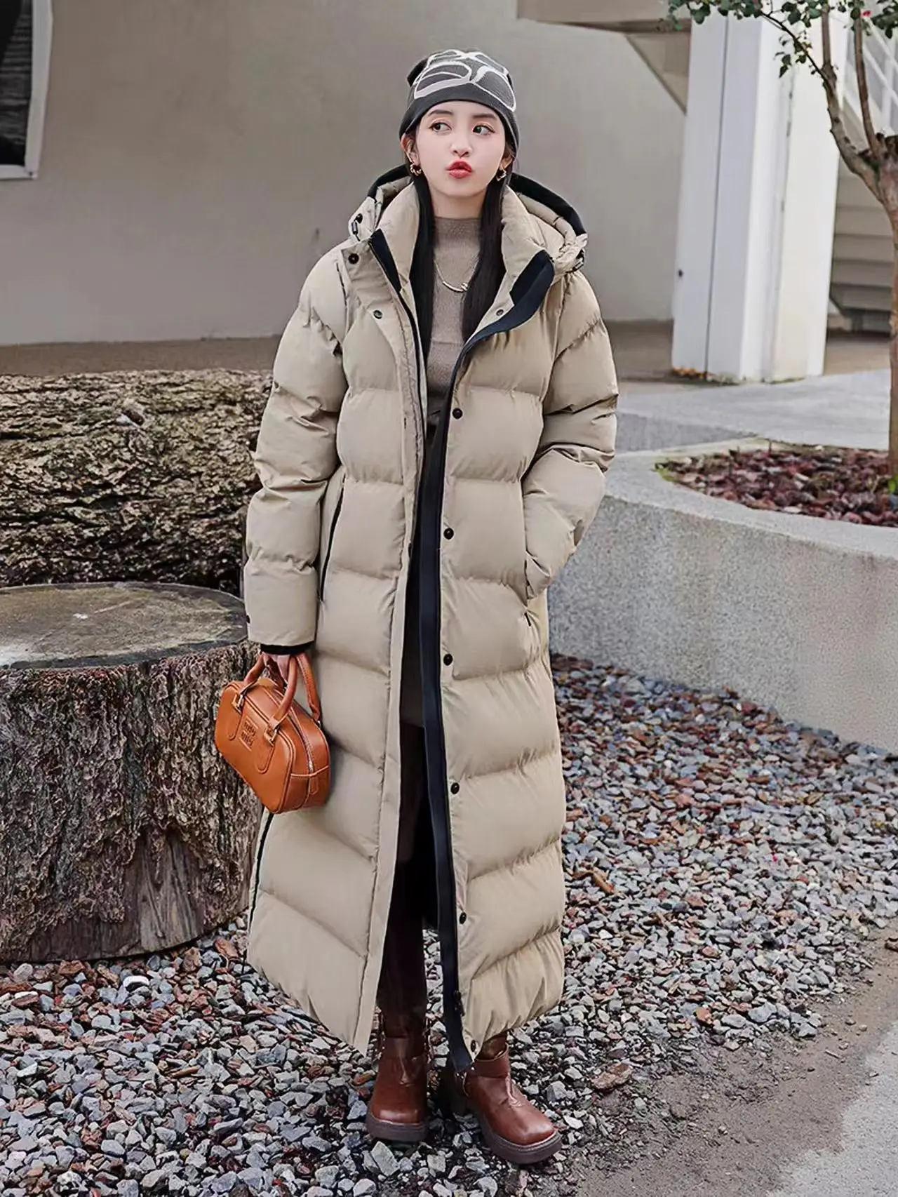 Hooded Long Down Jacket, European Thickened Mid Length Knee Length Warm Jacket, Women\'s New Winter 2023