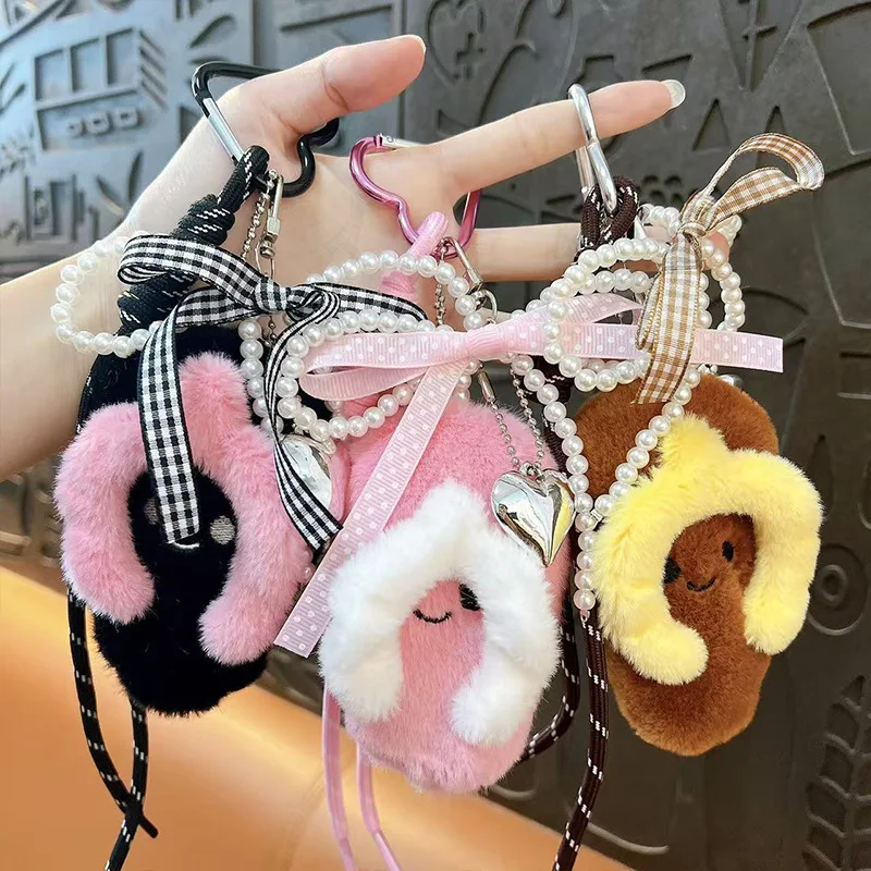 Creative Plush Slippers Keychain Pendant Exquisite Cute Bag Decorative Pendant Funny Squeeze Squeak Furry Keychain Cute Gift