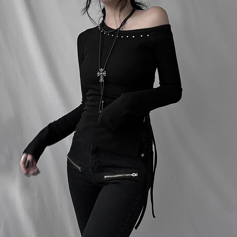 Goth Dark Cyber Y2K Chic Rivet Skew Collar T-shirt Mall Goth Hem Split Lace-up Pullovers Knit Tops Women Slim Techwear T-shirts