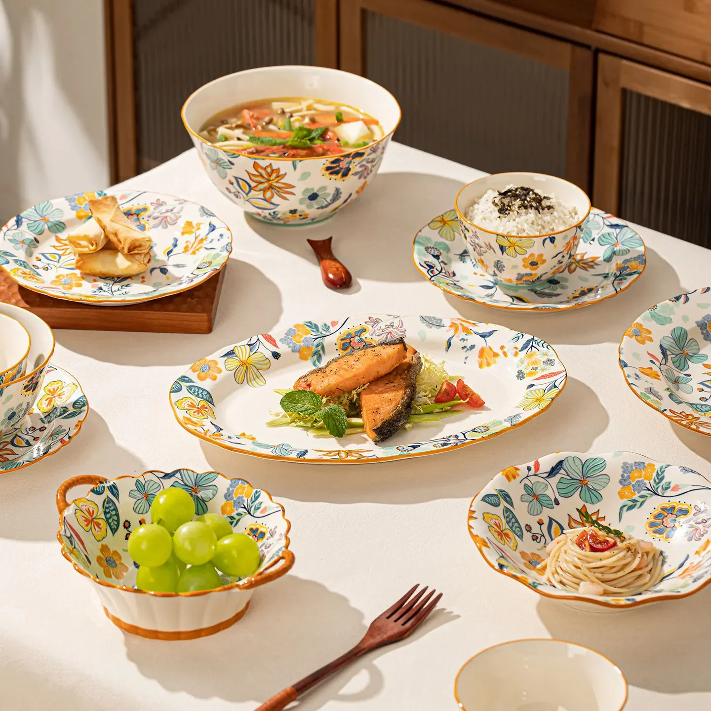 LingAo-Japanese Country Style Ceramic Tableware Set of Plates and Bowls with Underglaze Colors
