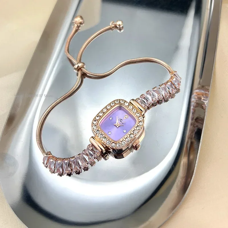 2025 New Temperament Fashionable Square Quartz Wristwatches Light Luxury Women's Watch Free Adjustment Women's Quartz Watch