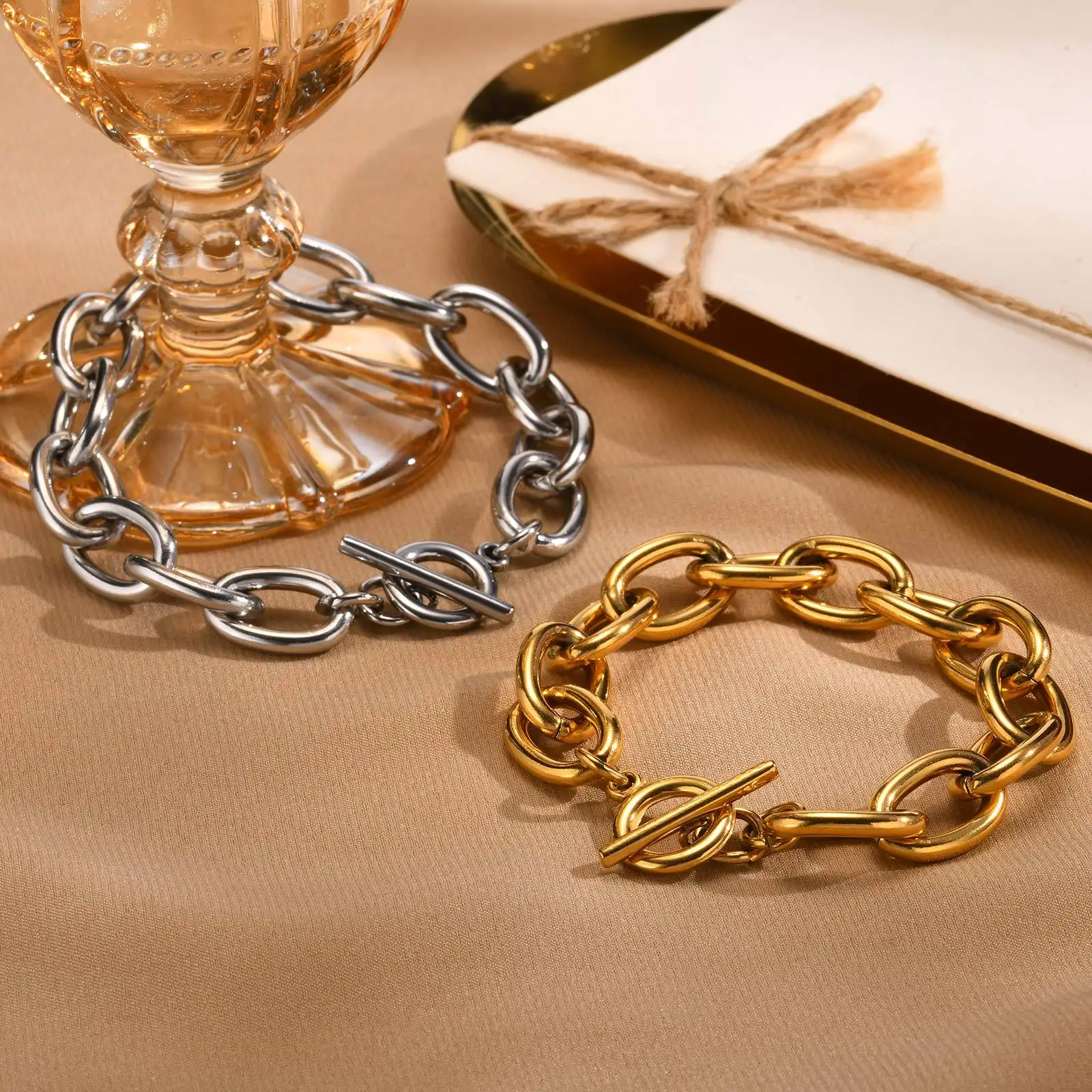 

European and American thick stainless steel round cross chain OT buckle gold color bracelet