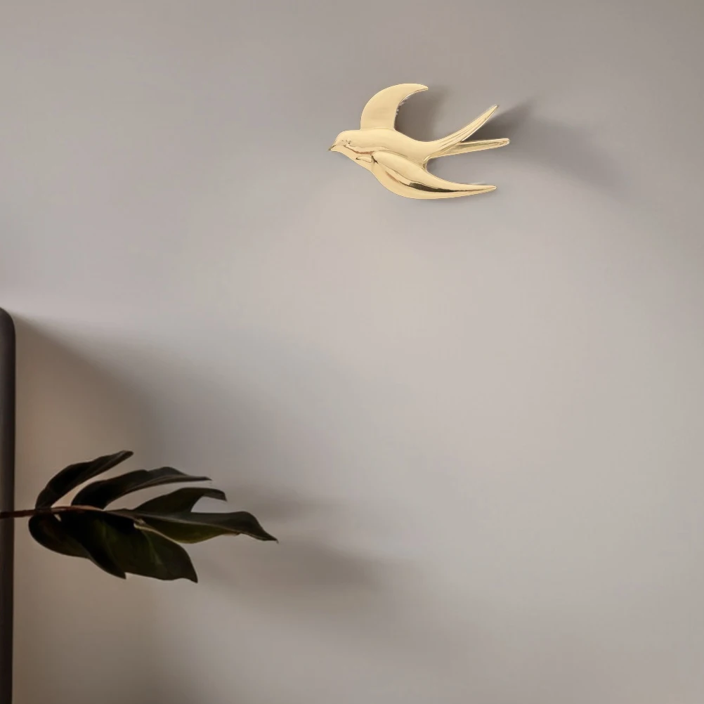 

Brass Hanging Farmhouse Bird Decor Fancy Plaques Floating European Retro Style Decorations Eclectic Birds