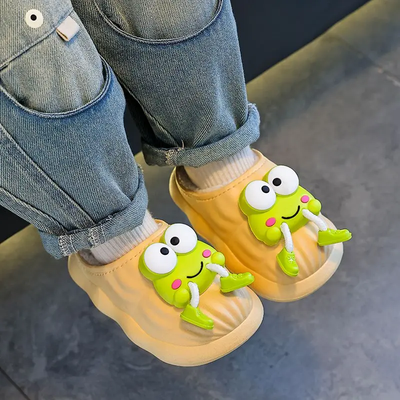 

Children’s Cotton Slippers Thick Sole Closed Back Waterproof Home Slippers Modern Chinese Style Cute Frog Cartoon Design Indoor