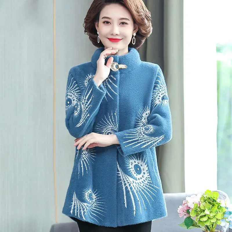 Autumn Winter Thick Mother Jackets New Middle Aged Elderly Women's Mink Velvet Coat Soft Cashmere Cardigan Outerwear 4XL