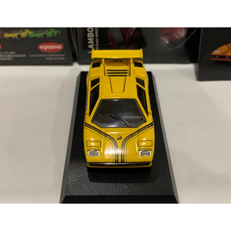 KYOSHO 1:64 Countach LP 500R Legering Model Auto Volwassen Klassieke Collectie Statische Display Ornament Gift